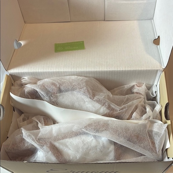 Tan Strappy Heeled Sandals - Picture 7 of 7